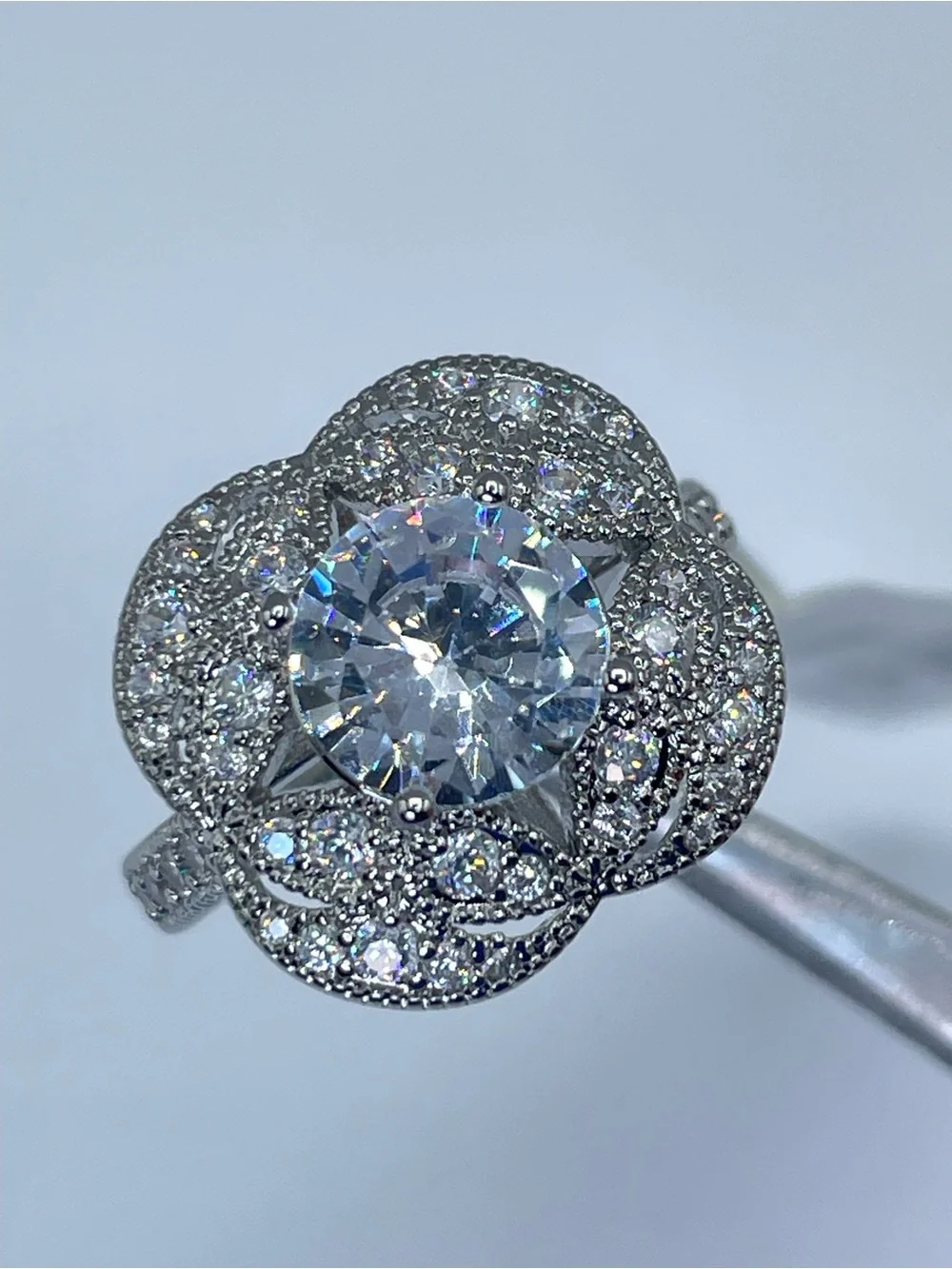 Swarovski Crystal Elements White Crystal Halo Art Deco Statement Ring Sz 5.5